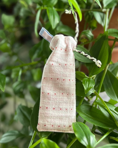 Bijou de sac "Tous différents"