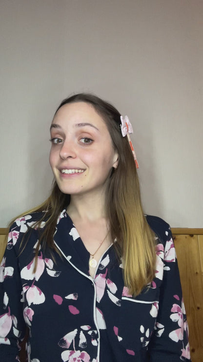 "Juste une petite barrette"